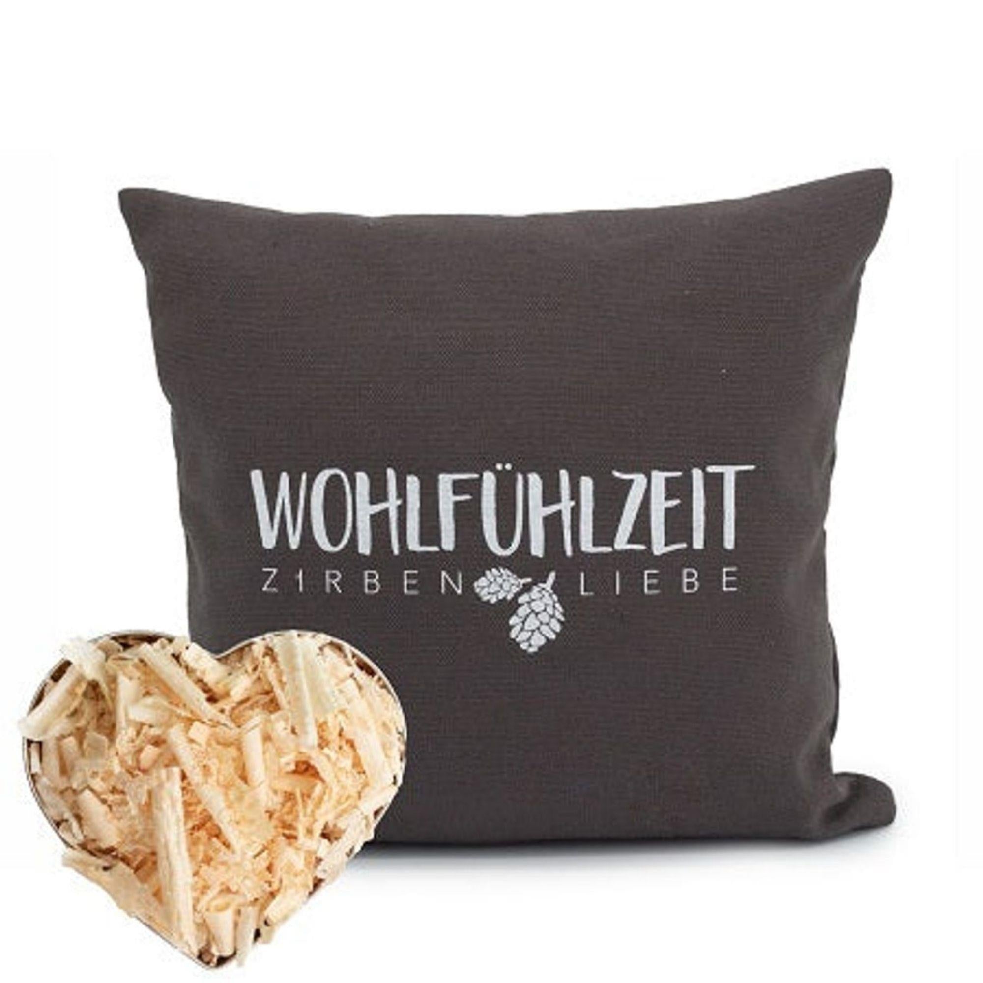 Zirbenkissen 25x25cm "Wohlfühlzeit - Zirbenliebe", Anthrazit