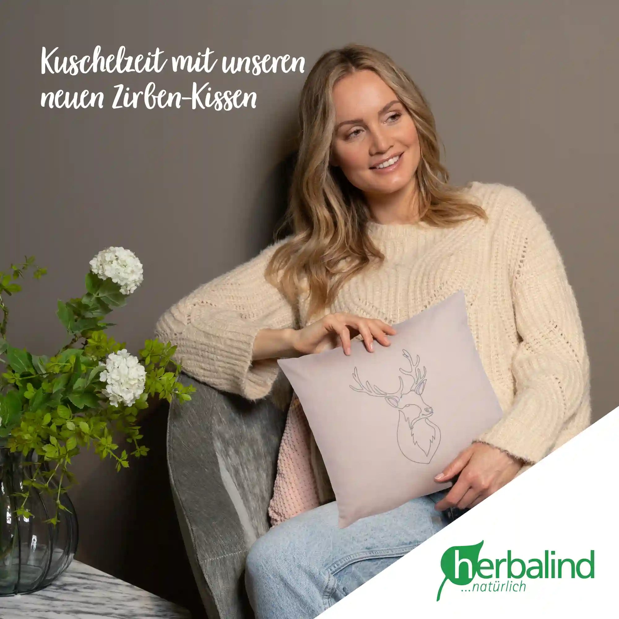 Zirbenkissen 30x30cm, Canvas light sand, Hirschkopf Linie grau